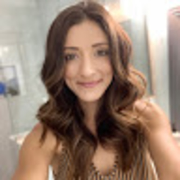 Meet your Posher, Michele - Picture 1 of 1